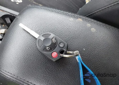 2018 Ford Focus Se z USA, uszkodzony, nr VIN 1FADP3FE8JL263036